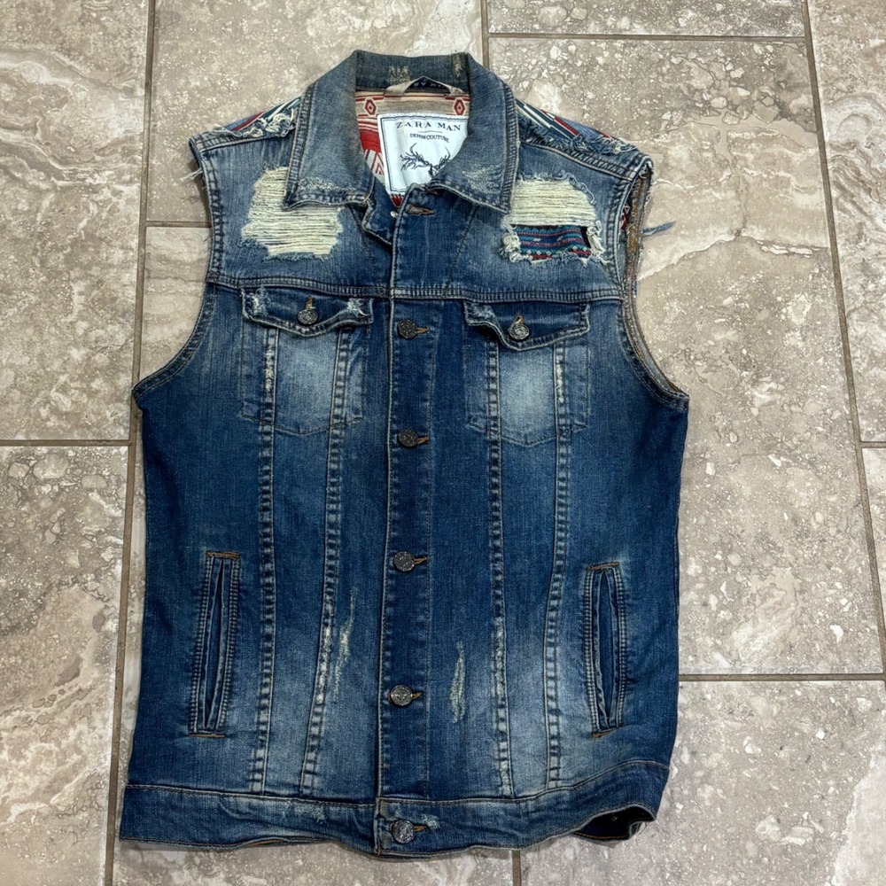 Zara Man Distressed Denim Vest Southwestern Tribal Print Yoke Medium Wash M